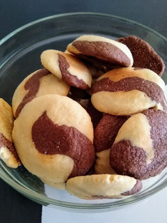 Una foto de Galletitas marmoladas