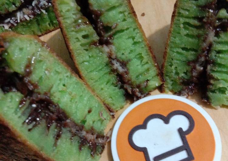 Martabak Manis Teflon Pandan Coklat Keju, Simpel, Anti Ribet !