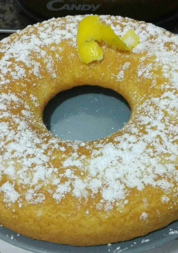 Una foto de Bizcocho 🍰 de limón 🍋