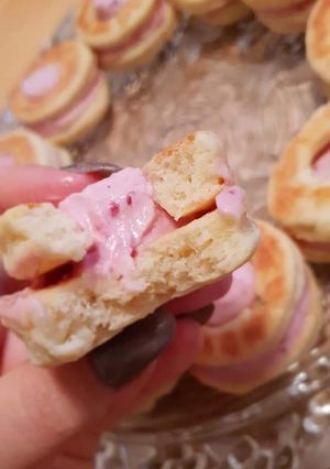 O poză a rețetei Biscuiți pentru copii cu cremă.