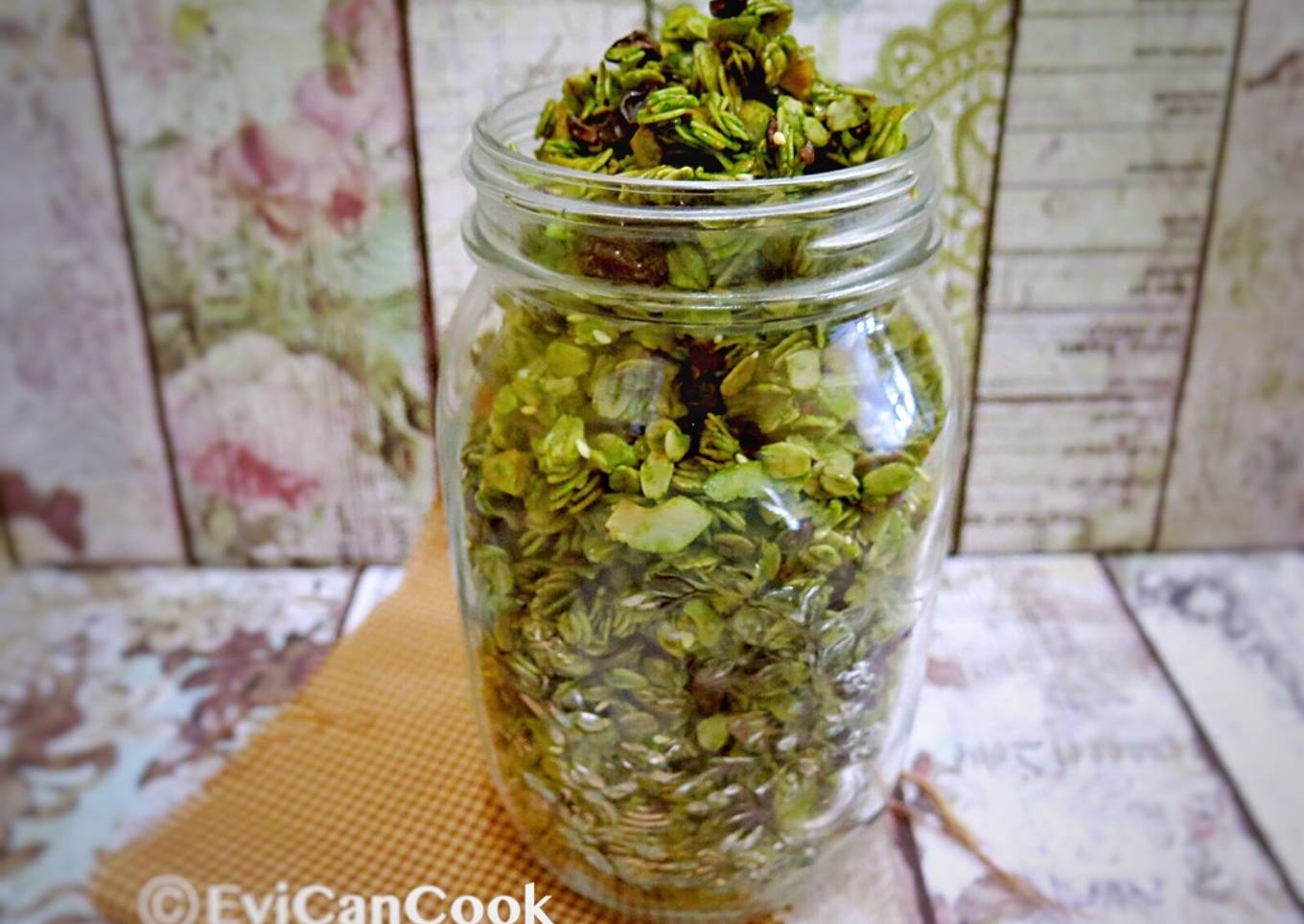 Green Tea Granola