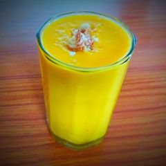 A picture of Mango Lassi.