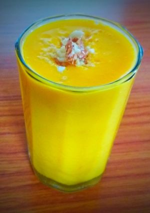 A picture of Mango Lassi.