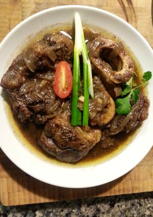 A picture of Beef Shanks in Herbs Spices and Wine.