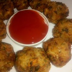 A picture of Crunchy rice balls.