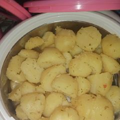 A picture of Boiled Potatoes.