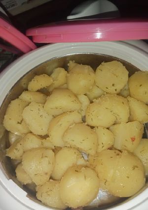 A picture of Boiled Potatoes.