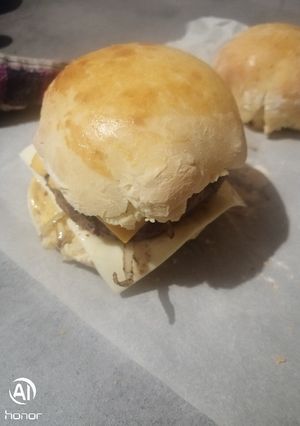 Une photo de Pain hamburger simple