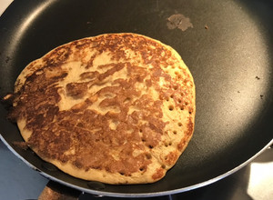 Una foto de Panqueques con avena y banana