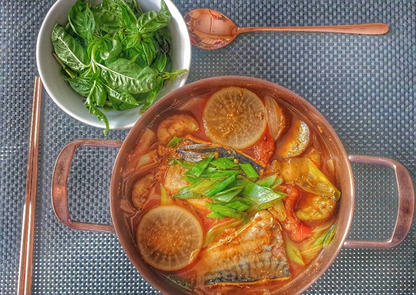 Stew Ikan Makarel Korea (Godeungeo-Mujorim)