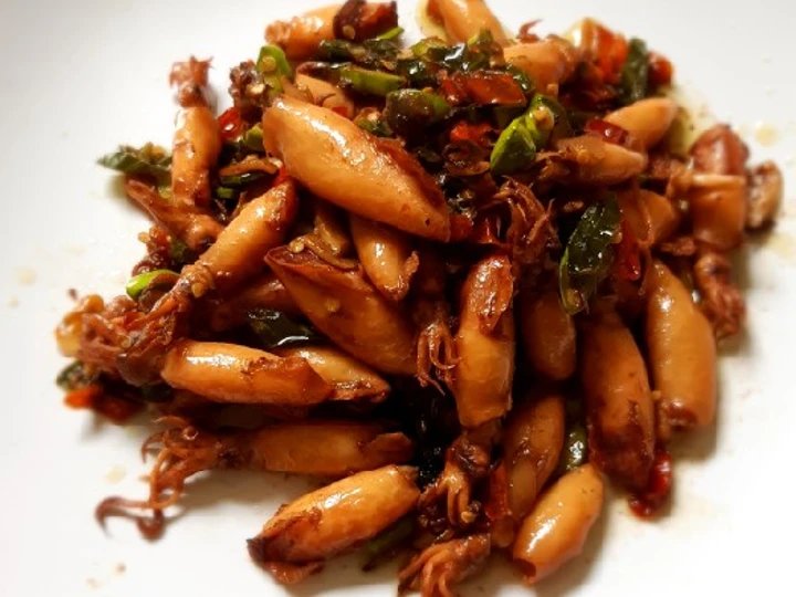 Langkah Gampang Menyiapkan Resep  Cumi asin pedas manis (petai) yang Bikin Ngiler, Enak Banget