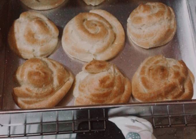 Ternyata begini lho! Resep membuat Kue sus isi vla lembut dan simple ❤️ dijamin nagih banget