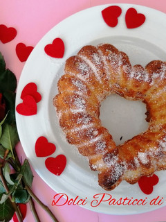 Foto di Torta Cuore alla ricotta e lamponi