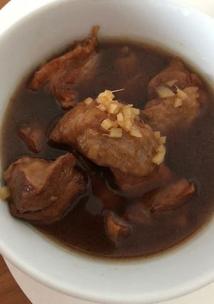 A picture of Chicken Ginger Wine.