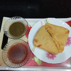 A picture of Bread Pakora.