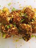 Crispy Garlicy Smashed Potatoes