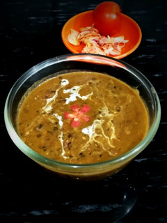 A picture of Dal Makhani.