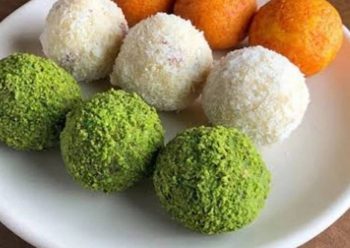 Tricolour Coconut Laddu