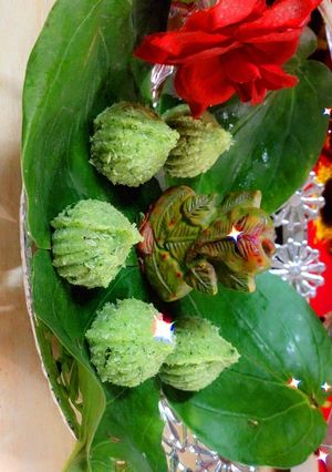 A picture of Nariyal Paan Modak.