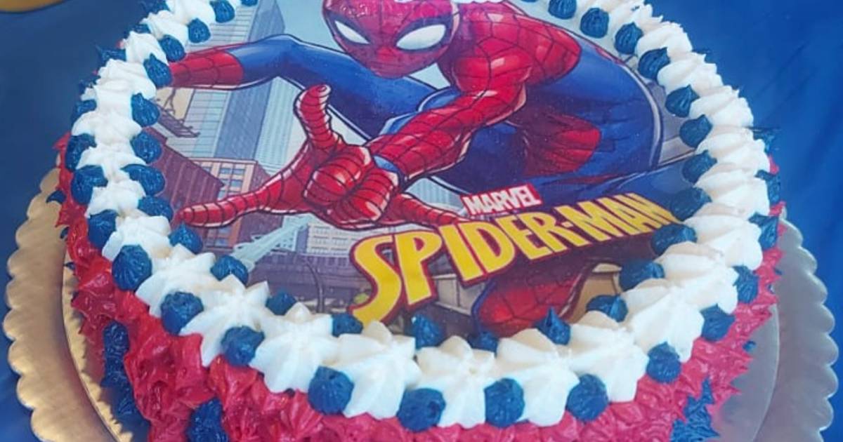 Torta Spiderman Receta de Ely Cifuentes- Cookpad