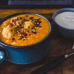 A picture of Sauerkraut & Beans soup.