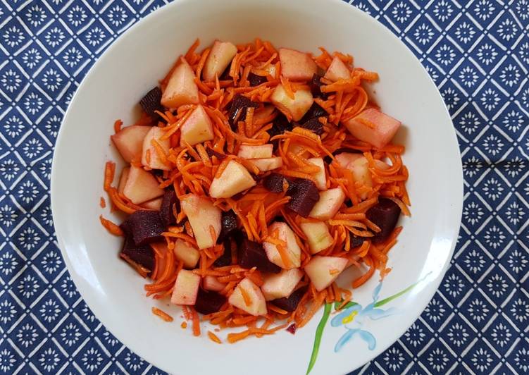 Insalata di barbabietole, mele e carote