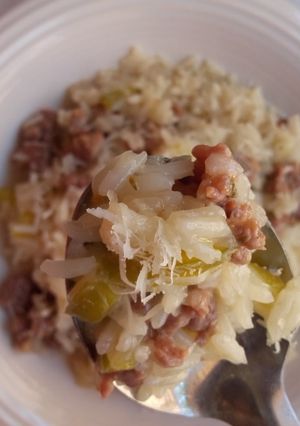 Una foto de Risotto con pimiento verde y chorizo