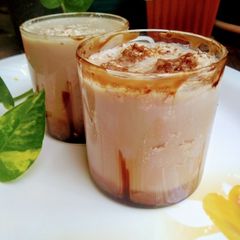 A picture of Oreo milkshake.