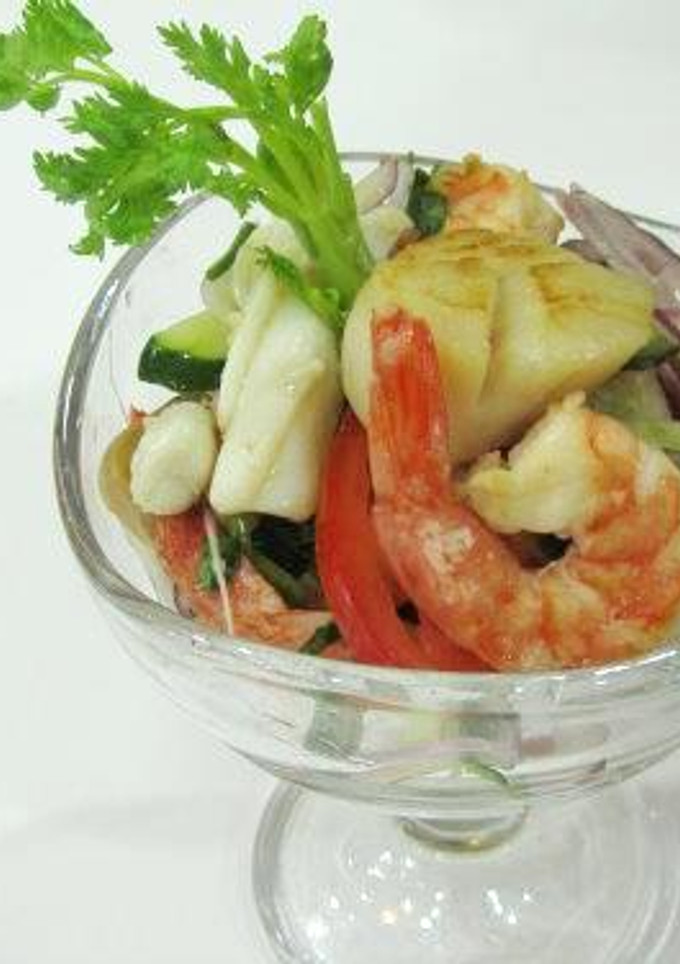 ♦泰泰風食尚廚房♦泰式涼拌海鮮 的食譜成品照片
