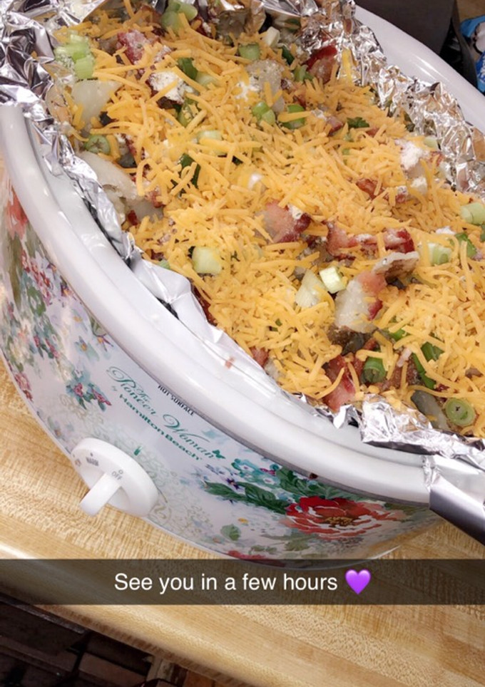 A picture of Cheesy Bacon Ranch Potatoes.