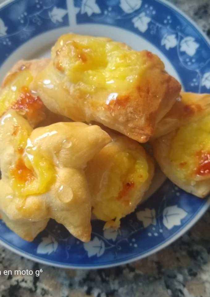 Una foto de Mini Facturas Sin Hojaldre Súper Fácil🇦🇷🥐