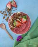 Smoothie Bowl de Morango e Banana