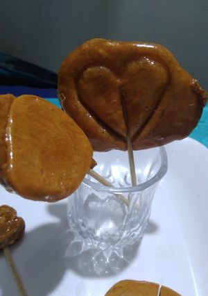 કેન્ડી(Candy Recipe in Gujarati) રેસીપી મુખ્ય ફોટો