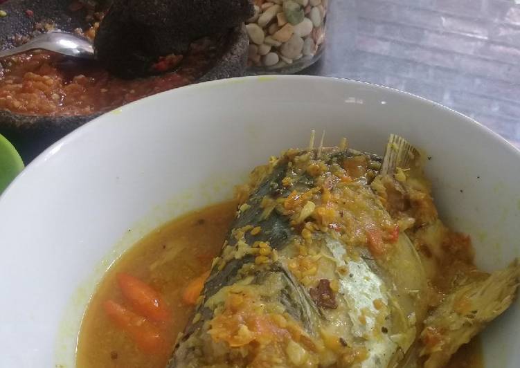 Asam Pedas Kepala Tengiri