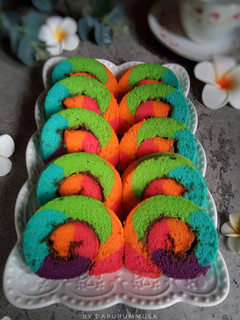 Foto resep Rainbow Chiffon Rollcake / Bolu Gulung Rainbow Lembut