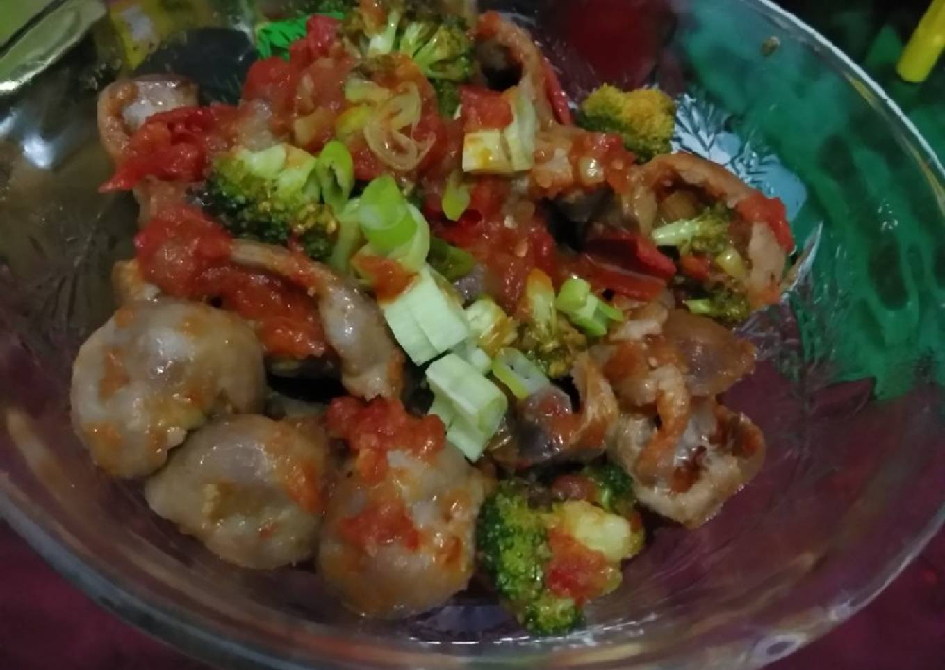 Ampela Ayam Balado dengan Brokoli