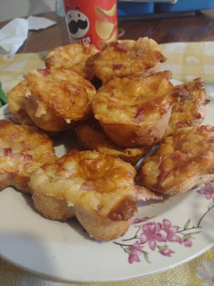 Una foto de Muffins de jamón y queso, suuuuper ricos !!!