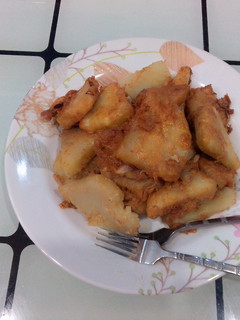 A picture of Coated fried yam.