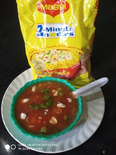 मटर मैगी सूप (Matar Maggi soup recipe in Hindi) रेसिपी मुख्य फोटो