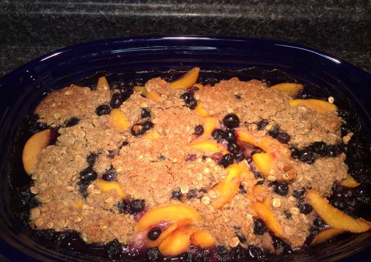 Steps to Make Quick Blueberry Peach Oatmeal Crisp Gluten Free