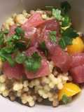 Fregola sarda con pomodorini gialli e tonno