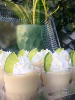 Una foto de Shots de limón