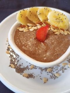 ચિયા પુડિંગ (Chia Pudding Recipe In Gujarati) રેસીપી મુખ્ય ફોટો