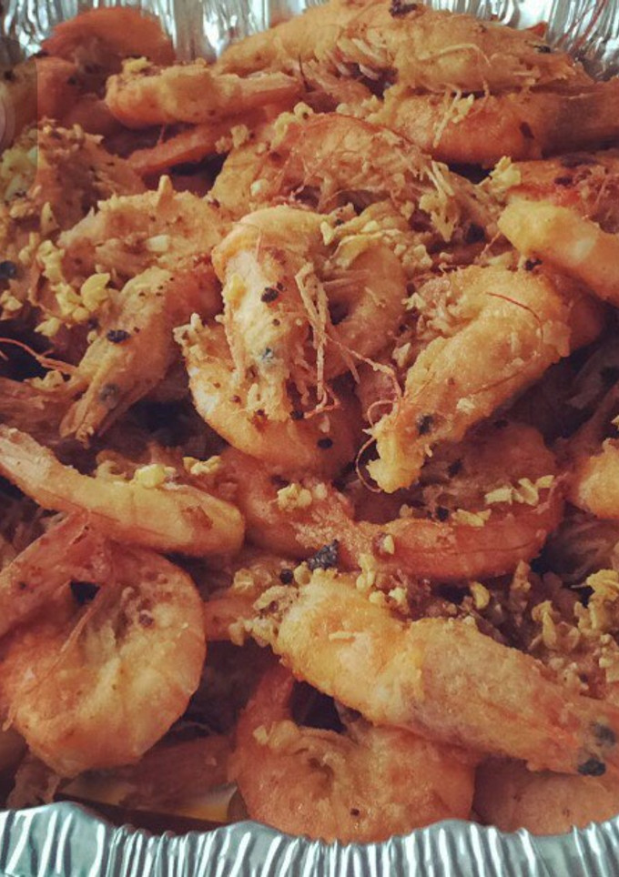 Una foto de Camarones al mojo de ajo