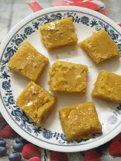 A picture of Mysore Pak.