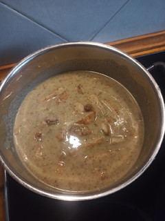 Una foto de Pechugas de pollo en salsa de almendras