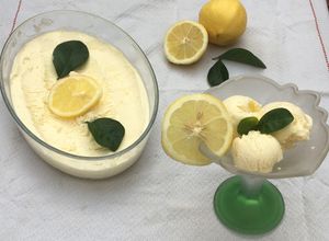 Una foto de HELADO CREMOSO DE LIMÓN 🍦🍋