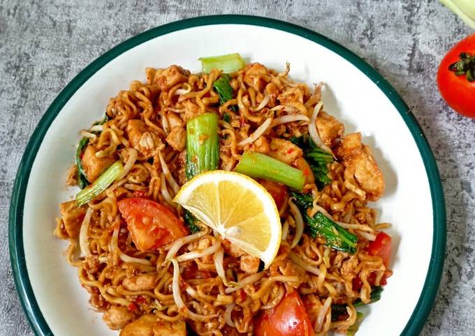 Resep Mee Goreng Mamak oleh Mba'Oppie_Kitchen - Cookpad