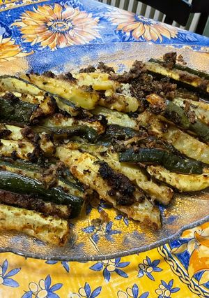 Une photo de Courgettes croustillantes aux épices et parmesan