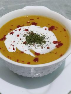 صورة لوصفة شوربة العدس بالكريمه